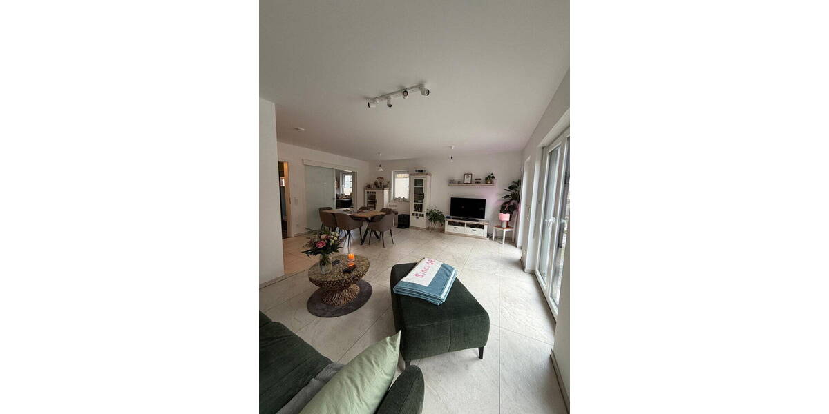 Reihenendhaus Berlin Spandau - 5 Zimmer, 151 m&sup2;, 2.790&euro; | Angebot:26527572