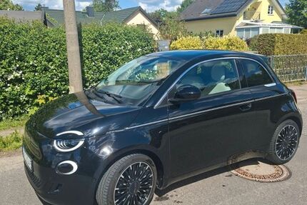 Fiat 500e 22.000 km 20.950 &euro; Berlin 13129