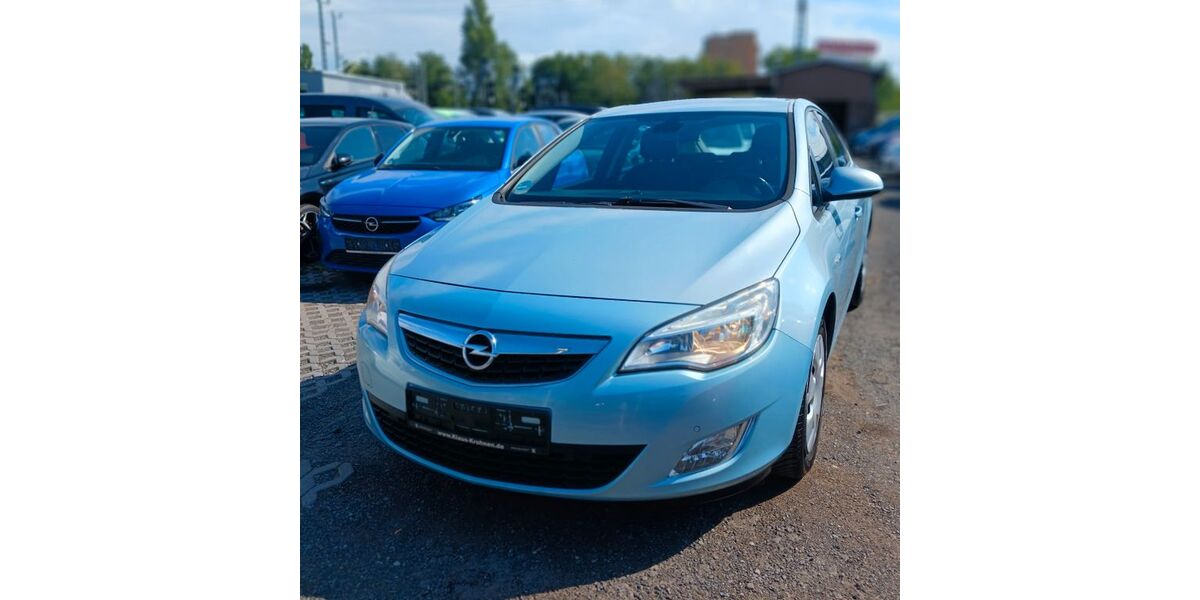 Opel Astra 220.000 km 2.999 &euro; Berlin 13597