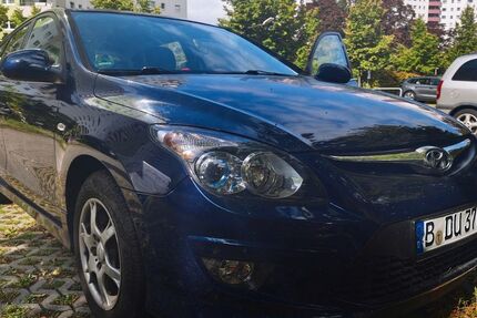 Hyundai i30 81.365 km 6.599 &euro; Berlin 13435