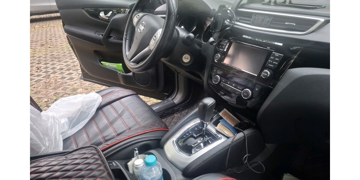 Nissan Qashqai 97.000 km 9.000 &euro; Berlin 10178