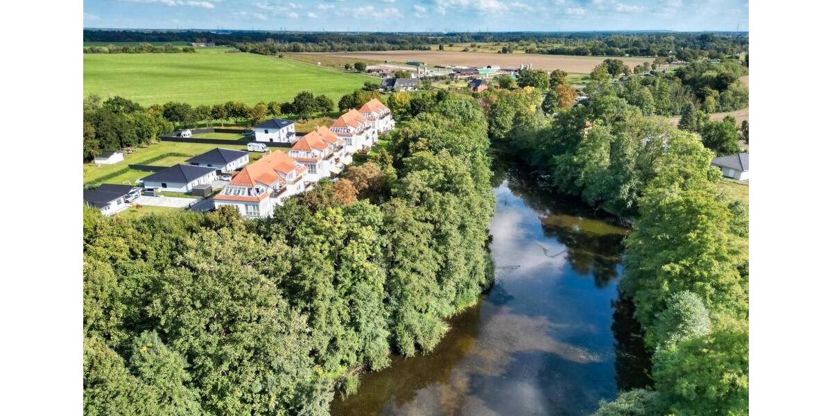 Dachgeschoßwohnung Ahrensfelde - 3 Zimmer, 93 m&sup2;, 1.300&euro; | Angebot:25895326