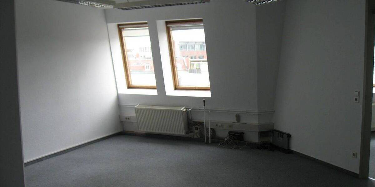 Gewerbeobjekt Berlin Prenzlauer Berg - 7 Zimmer, 194 m&sup2;, 3.492&euro; | Angebot:25663750