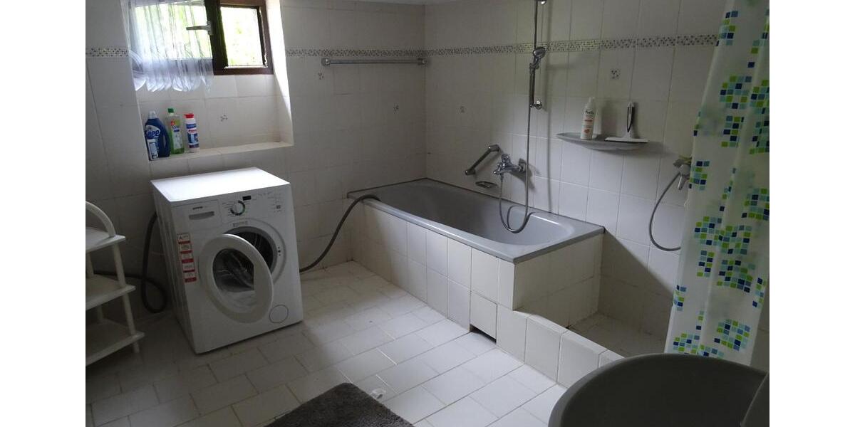 Einfamilienhaus Berlin Neukölln - 4 Zimmer, 110 m&sup2;, 1.300&euro; | Angebot:26631134