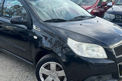 Chevrolet Aveo 73.005 km 2.990 € Berlin 13089