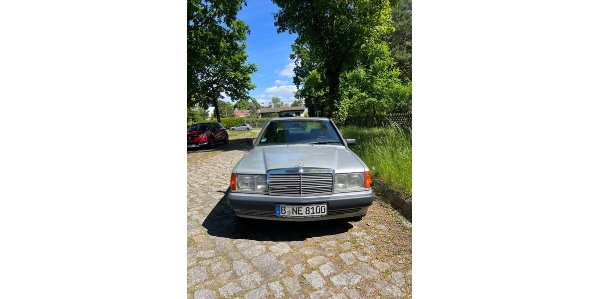 Mercedes-Benz 190 290.000 km 5.000 &euro; Berlin 12524