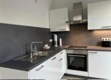 Erdgeschoßwohnung Berlin Neukölln - 2 Zimmer, 60 m&sup2;, 1.490&euro; | Angebot:25107602