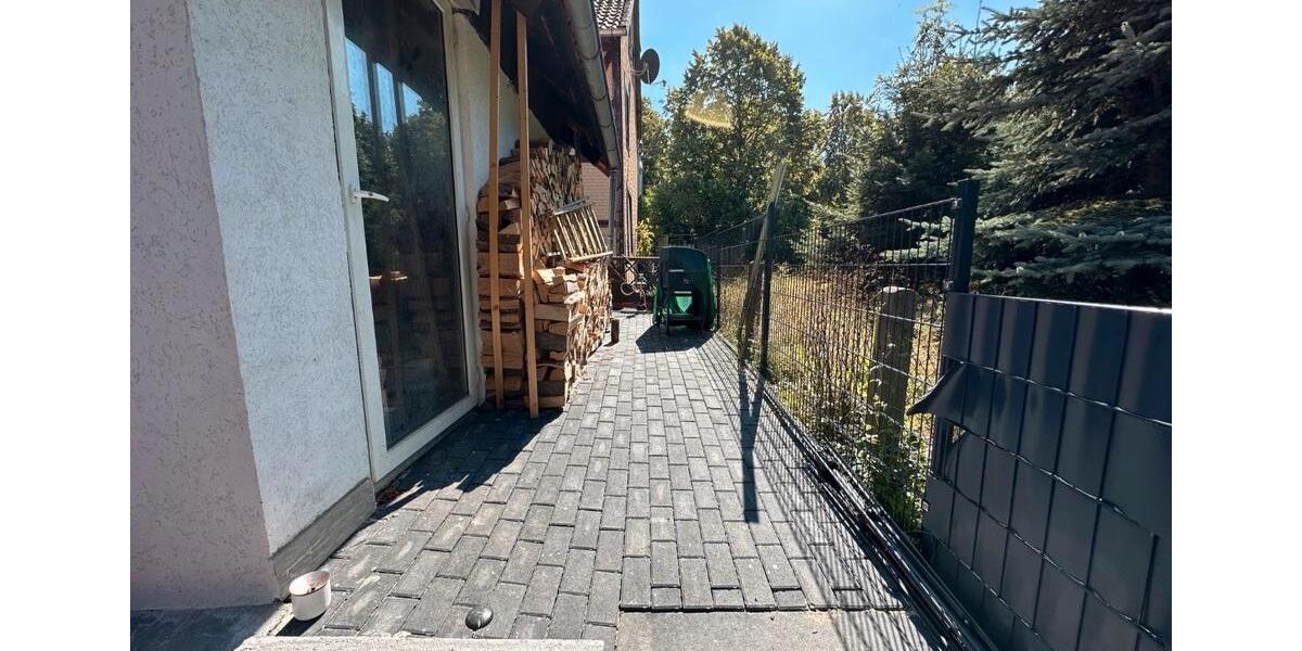 Doppelhaushälfte - 8 Zimmer, 110 m&sup2;, 99.999&euro; | Angebot:27002053