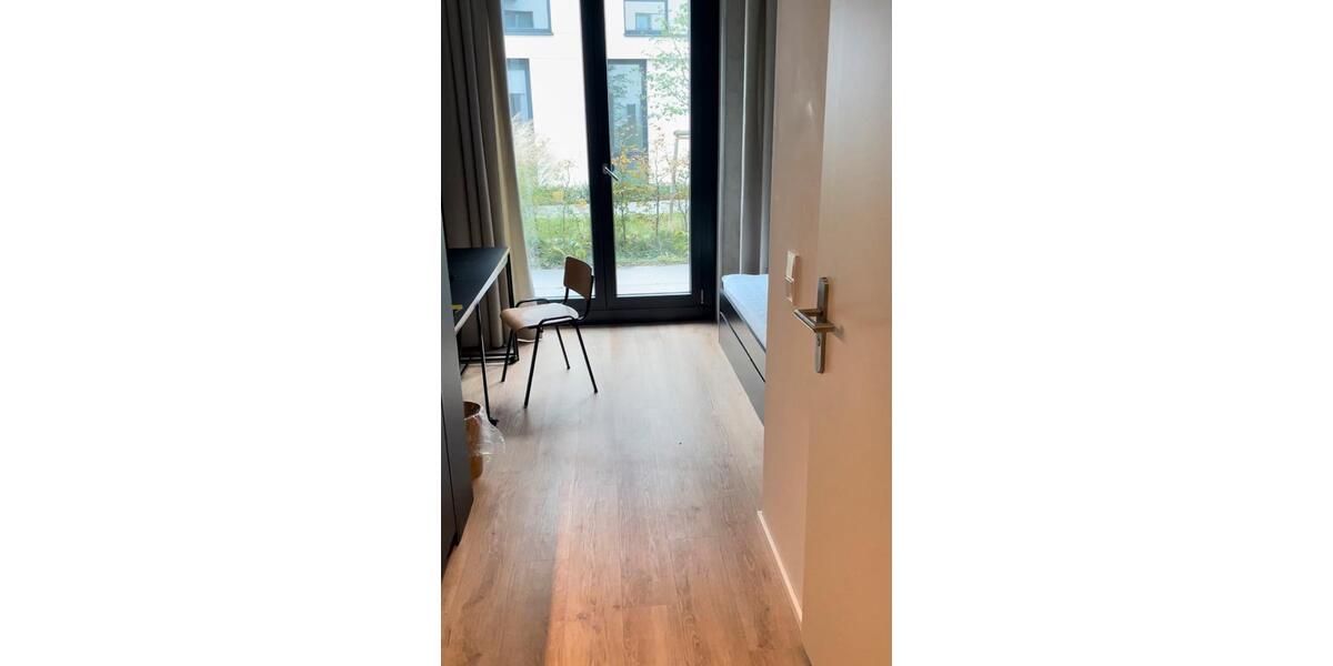 Etagenwohnung Berlin Treptow-Köpenick - 1 Zimmer, 18 m&sup2;, 890&euro; | Angebot:24263058