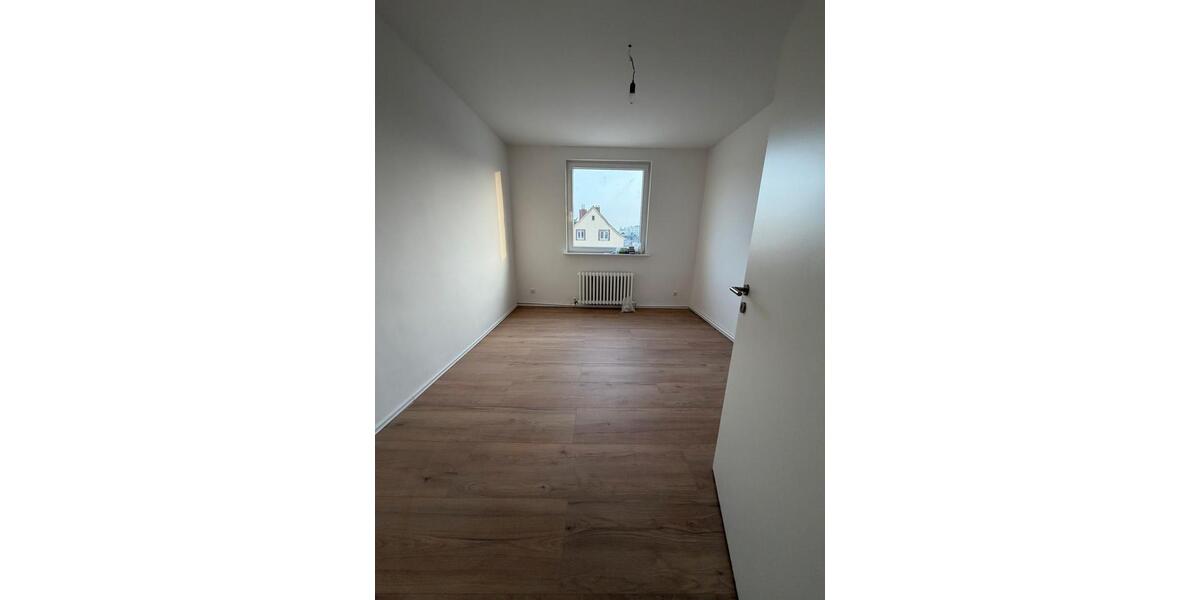 Etagenwohnung Berlin Reinickendorf - 3 Zimmer, 70 m&sup2;, 1.300&euro; | Angebot:25719307