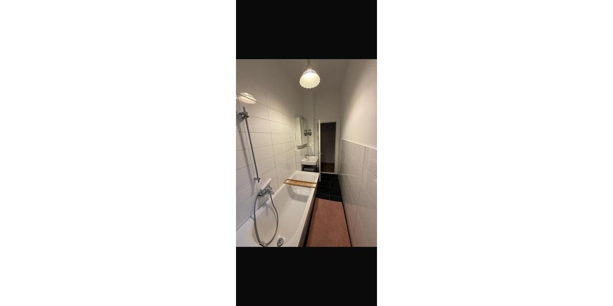 Erdgeschoßwohnung Berlin Charlottenburg-Wilmersdorf - 2 Zimmer, 60 m&sup2;, 1.300&euro; | Angebot:25980883