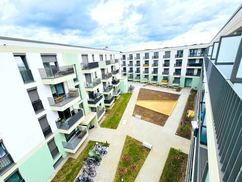 Büro in Berlin 1.680,75 € 67.23 m²