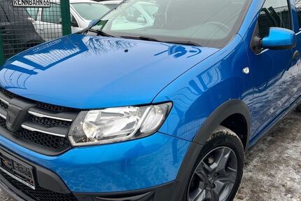 Dacia Sandero 108.000 km 6.490 &euro; Berlin Weißensee-Pankow 13086