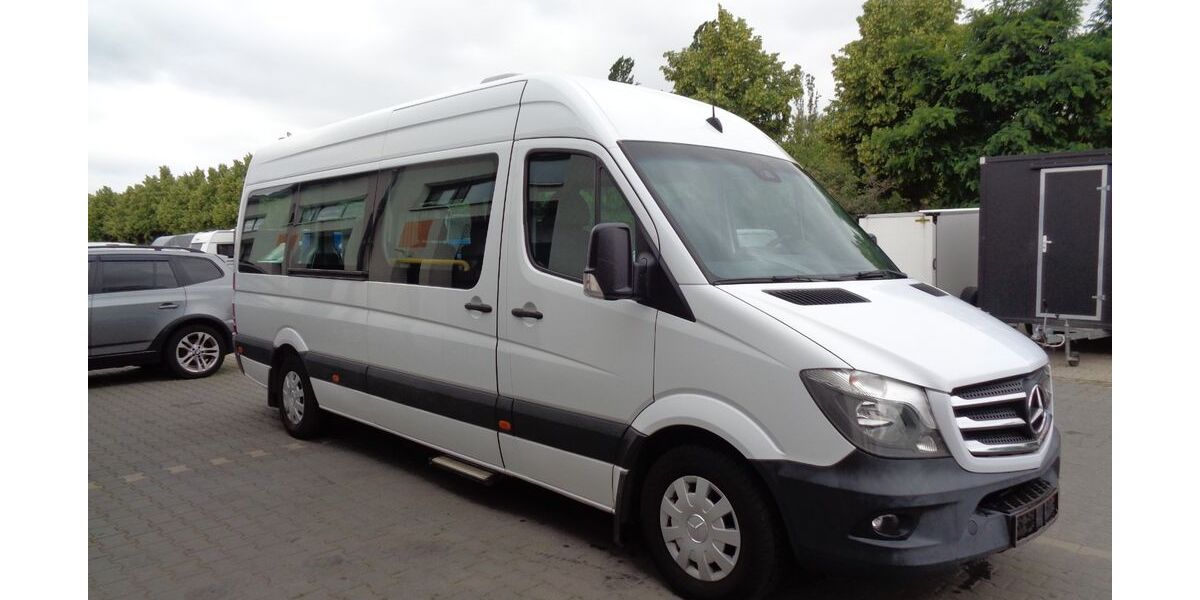 Mercedes-Benz Sprinter 330.000 km 16.900 &euro; Berlin 12683