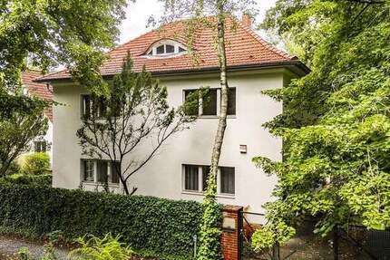 Rarität unweit des Griebnitzsees - Einfamilienhaus aus den 1930er Jahren in der Villenkolonie Neubabelsberg 6 zimmer