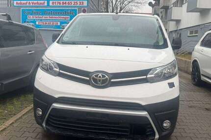 Toyota Proace 90.000 km 15.200 &euro; Berlin 12105