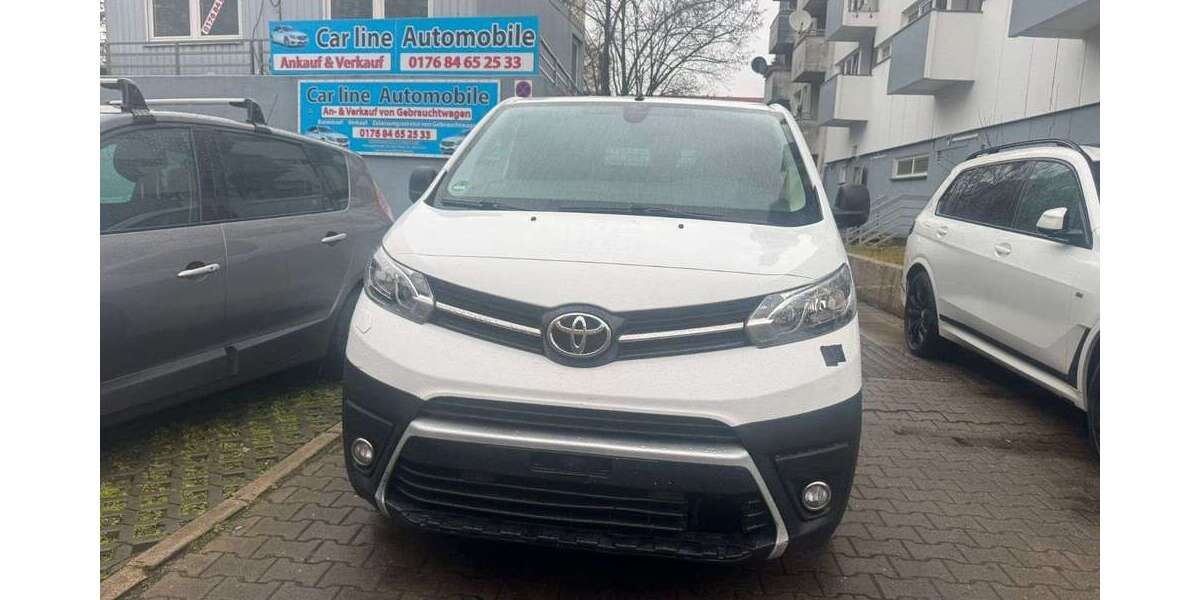 Toyota Proace 90.000 km 15.200 &euro; Berlin 12105
