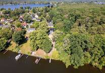 Waterfront property - first occupancy in new building with private jetty