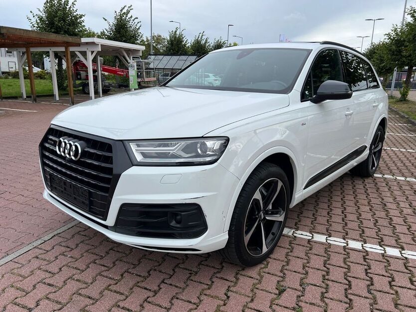 Audi Q7 208.000 km 26.950 € Mahlow 15831