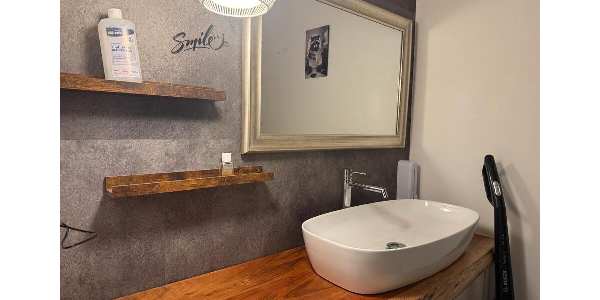 Doppelhaushälfte Schönefeld - 5 Zimmer, 180 m&sup2;, 3.400&euro; | Angebot:24984602