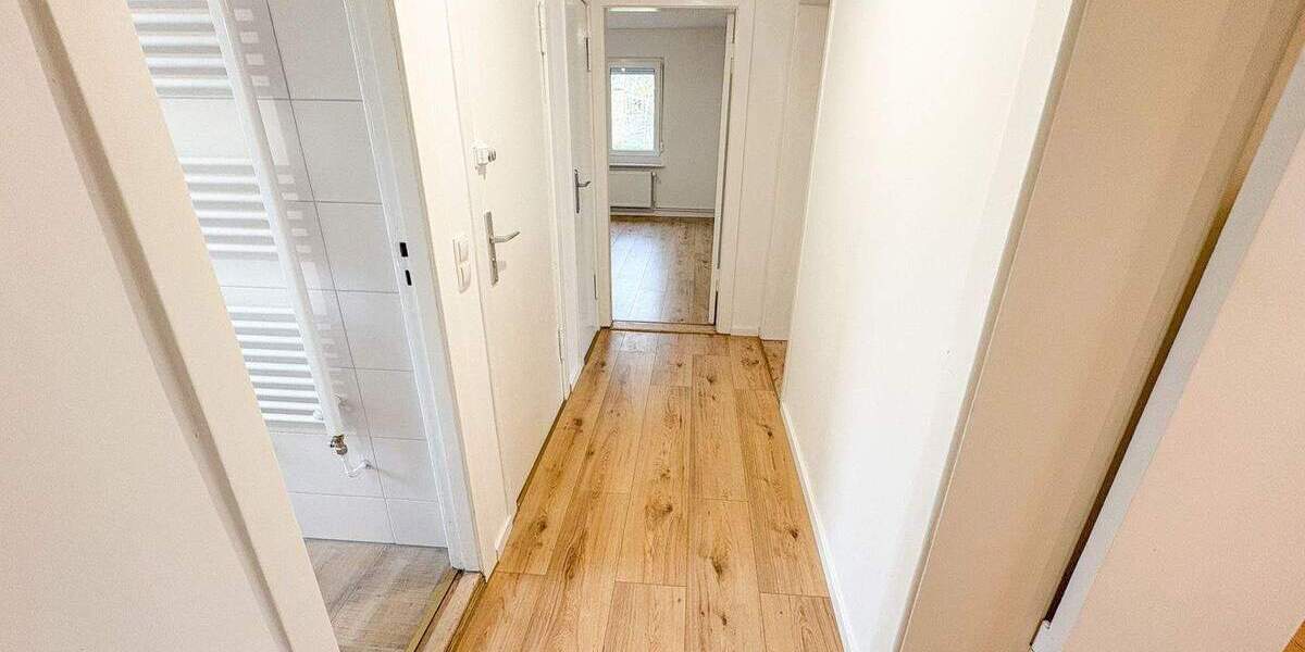 Etagenwohnung Berlin Borsigwalde - 3 Zimmer, 83 m&sup2;, 1.550&euro; | Angebot:24636618