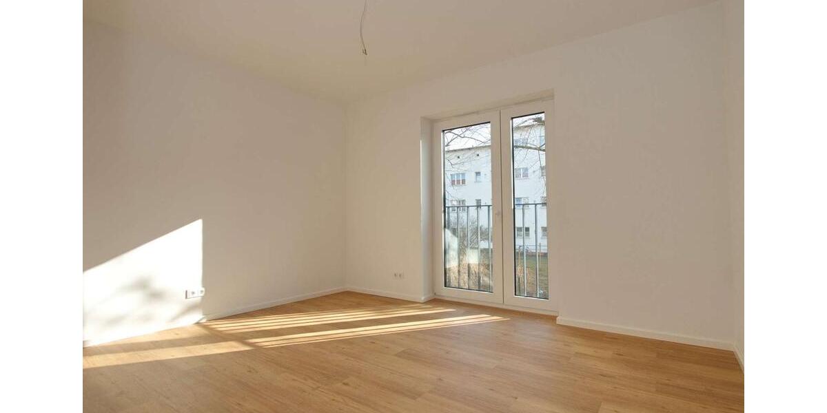 Etagenwohnung Berlin Lichtenberg - 4 Zimmer, 110 m&sup2;, 2.490&euro; | Angebot:25352810