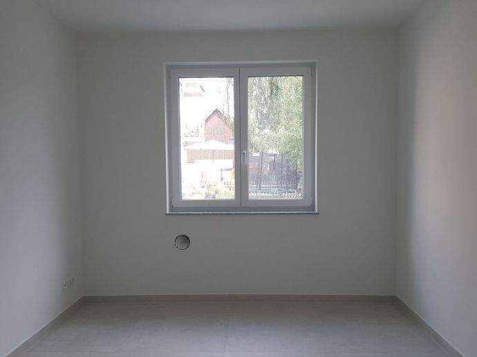 Etagenwohnung Berlin Kaulsdorf - 4 Zimmer, 94 m&sup2;, 1.690&euro; | Angebot:25846010
