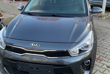 Kia Rio 13.000 km 10.449 &euro; Berlin 13509