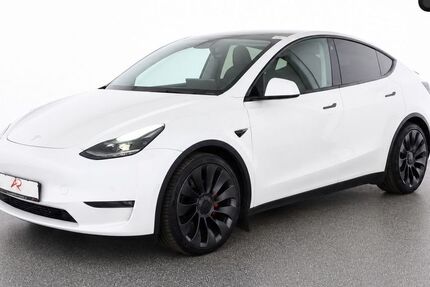 Tesla Model Y 47.805 km 38.440 &euro; Berlin 12103