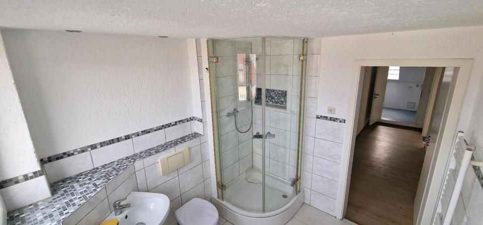 Dachgeschoßwohnung Teltow - 3 Zimmer, 95 m&sup2;, 1.195&euro; | Angebot:25649658