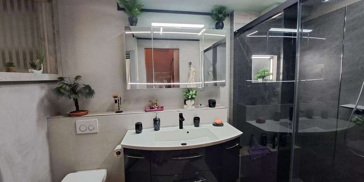 Gepflegtes Reihenmittelhaus in bevorzugter Stadtrandlage in Karow... - Reihenmittelhaus Berlin Pankow | Angebot:24780271