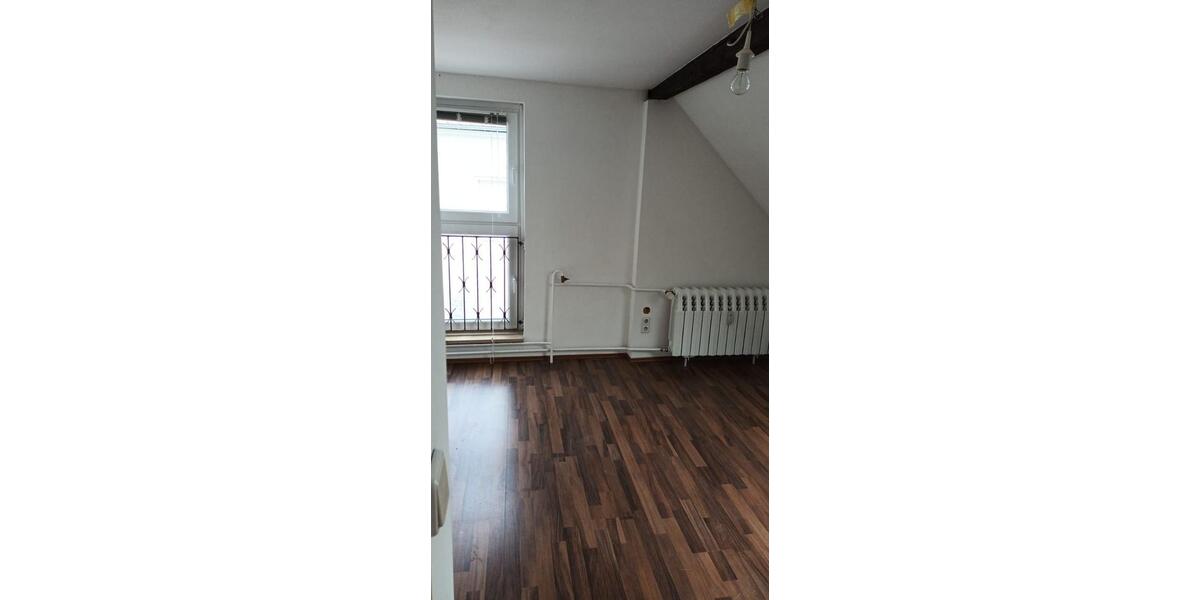 Dachgeschoßwohnung Wandlitz - 3 Zimmer, 100 m&sup2;, 690&euro; | Angebot:26020186