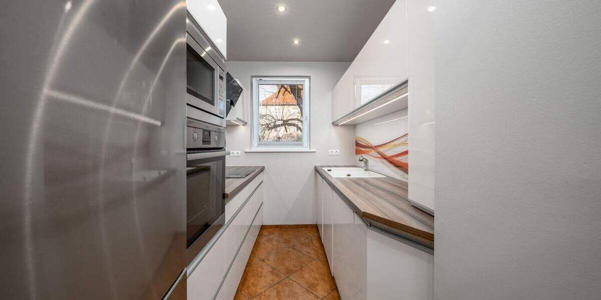 Bezugsfrei: Wunderschöne 3-Zimmer-Wohnung in Reinickendorf inkl. Stellplatz und Balkon 3 zimmer