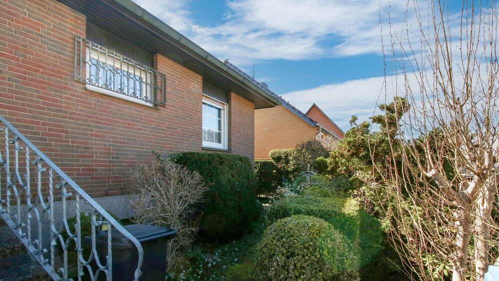 Bungalow Berlin Spandau - 3 Zimmer, 101 m&sup2;, 350.000&euro; | Angebot:26162844