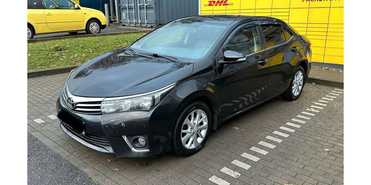 Toyota Corolla 151.000 km 8.400 &euro; Berlin 13509
