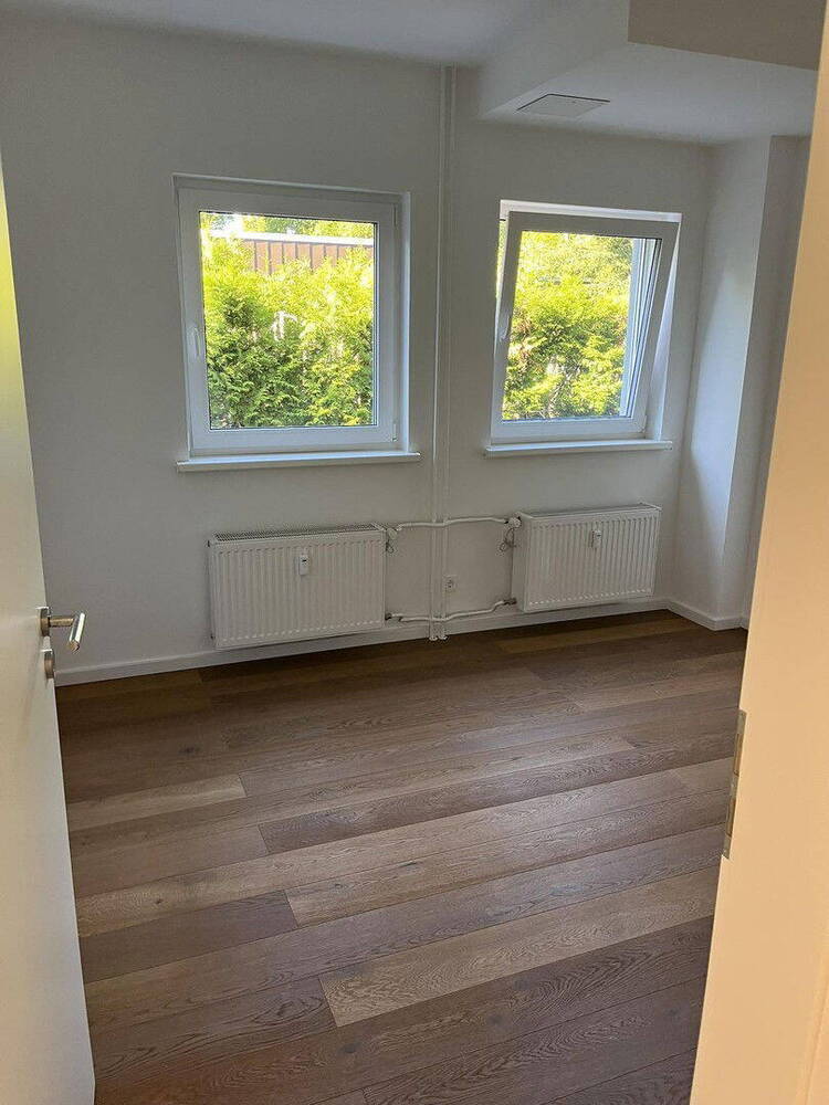 Provisionsfrei - Top modernisierte Wohnung, Garage, Terasse, Garten, Hausautomatisierung, 128m²