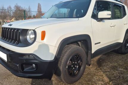 Jeep Renegade 136.000 km 8.499 &euro; Berlin 13125