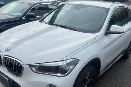 BMW X1 212.000 km 13.990 &euro; berlin 12057