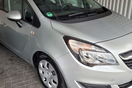 Opel Meriva 83.000 km 7.950 &euro; Berlin 12277