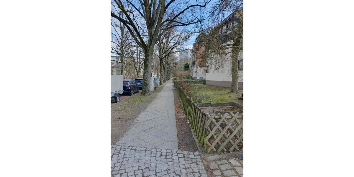 Dachgeschoßwohnung Berlin Steglitz-Zehlendorf - 2 Zimmer, 60 m&sup2;, 220.000&euro; | Angebot:25961702