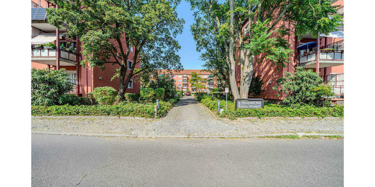 Attraktive 3,5-Zimmer-Wohnung mit Balkon und Stellplatz in begehrter Wohnlage von Berlin-Spandau 3 zimmer