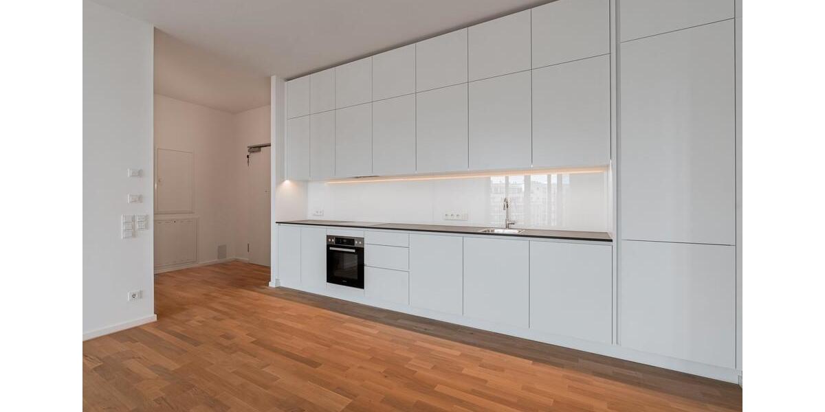 Etagenwohnung Berlin Tempelhof-Schöneberg - 2 Zimmer, 81 m&sup2;, 2.091&euro; | Angebot:26137074
