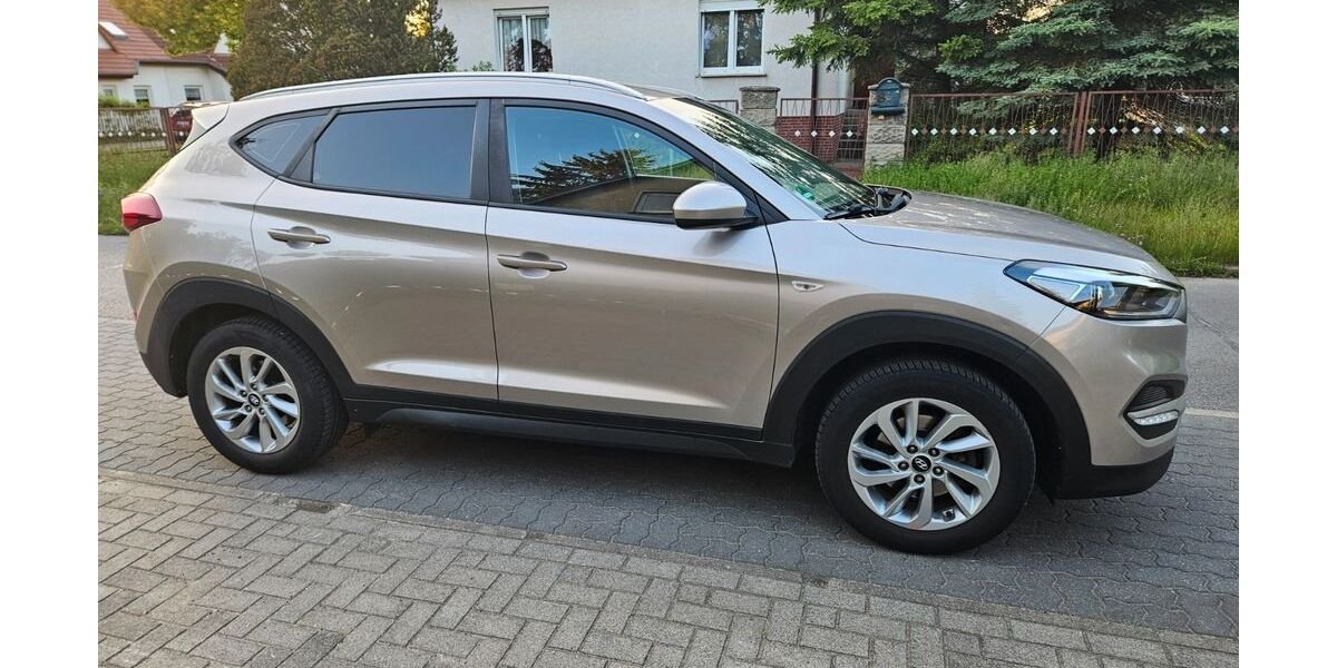 Hyundai TUCSON 98.825 km 13.200 &euro; Panketal 16341