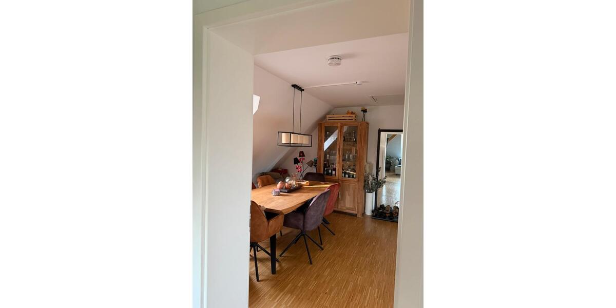 Dachgeschoßwohnung Berlin Spandau - 2 Zimmer, 80 m&sup2;, 1.320&euro; | Angebot:26705667