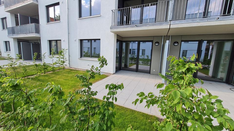 Erdgeschoßwohnung Berlin Marzahn-Hellersdorf - 2 Zimmer, 68 m&sup2;, 1.196&euro; | Angebot:26562653