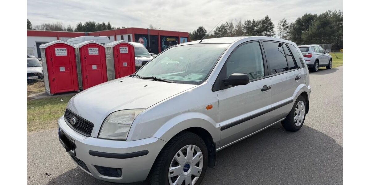 Ford Fusion 192.000 km 1.100 &euro; Velten 16727