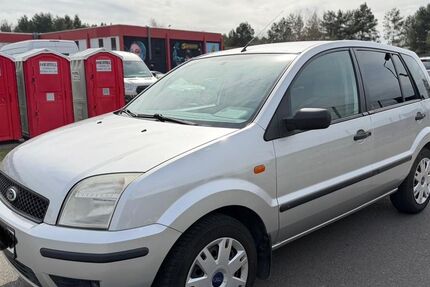 Ford Fusion 192.000 km 900 &euro; Velten 16727