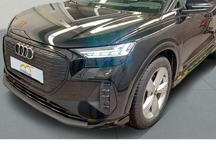 Audi Q4 e-tron 23.986 km 32.389 &euro; Berlin 13088