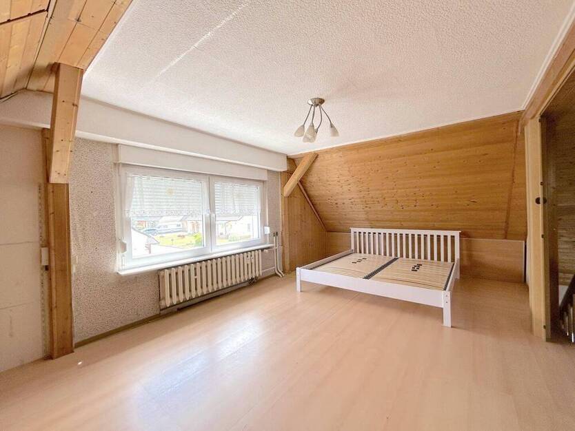 Oranienburg OT Zehlendorf - Doppelhaushälfte auf großem Grundstück