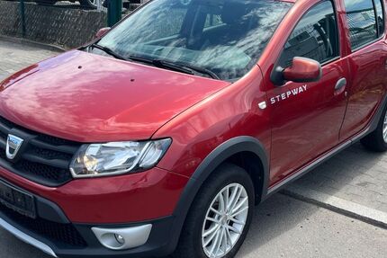Dacia Sandero 130.000 km 4.290 &euro; Berlin 13597